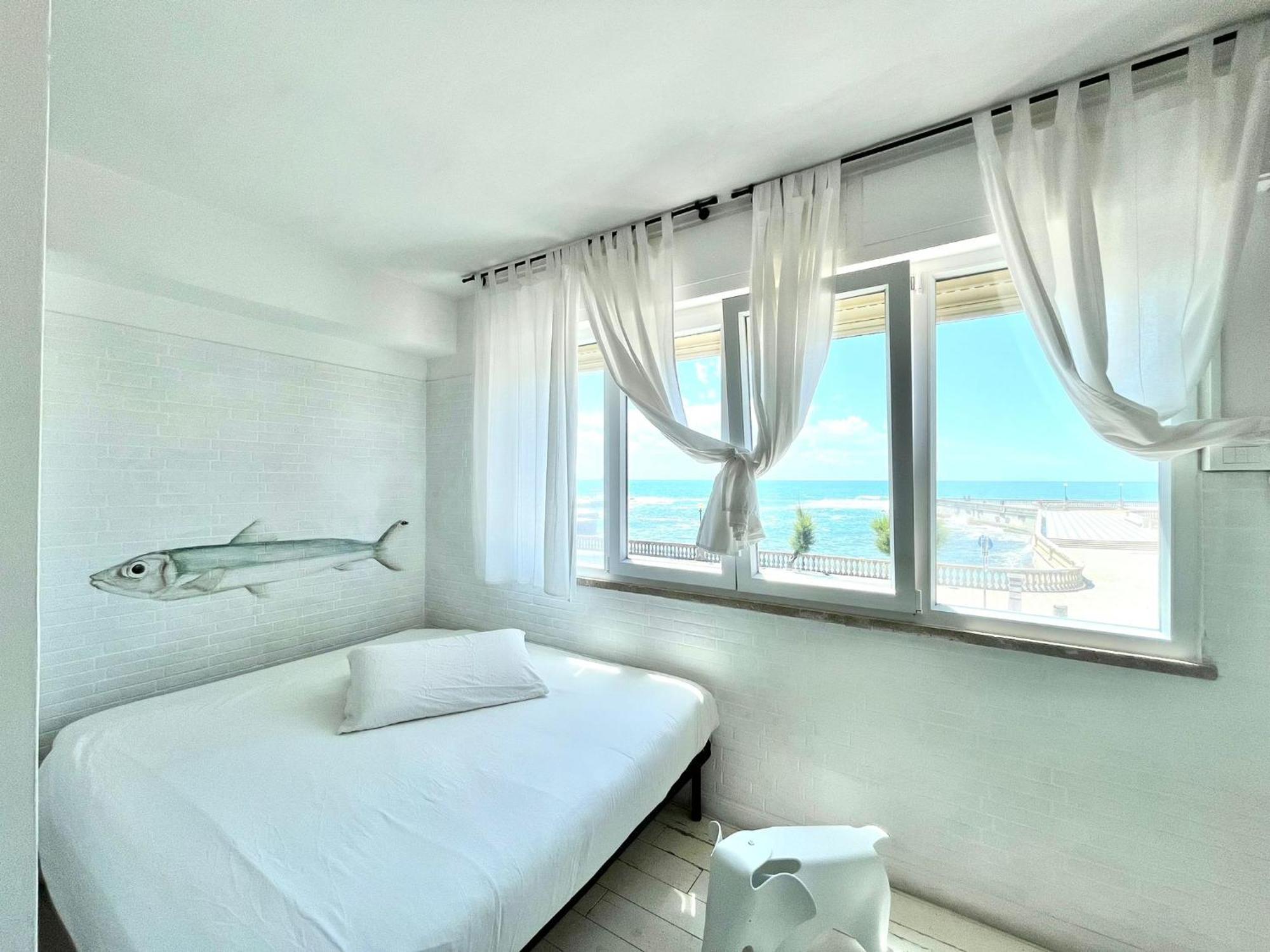 Sunset Loft Apartment Livorno Room photo